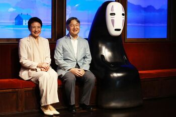 9月20日、『ジブリパーク』に足を運ばれた天皇、皇后両陛下。『なりきり名場面展』にて