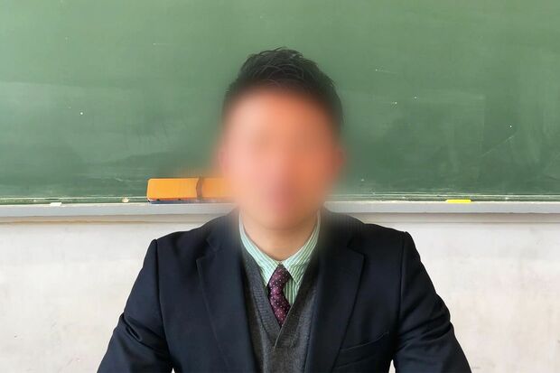 流血騒動を引き起こしたA先生。精悍な顔つきだ（学園関係者提供）