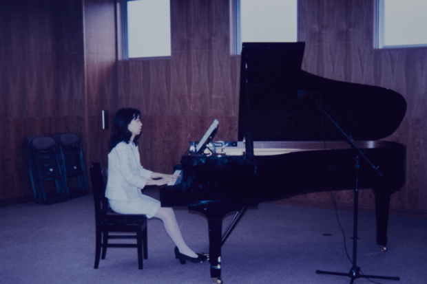 40歳のころに参加した友人が主催する音楽教室の発表会でのひとコマ