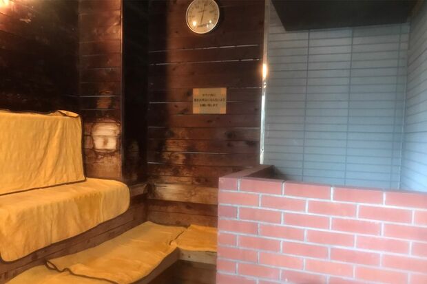 鈴木さんの出身地の静岡県にある老舗サウナ「サウナしきじ」の様子。サウナの聖地とも呼ばれるほど人気がある。（写真はサウナしきじ提供）