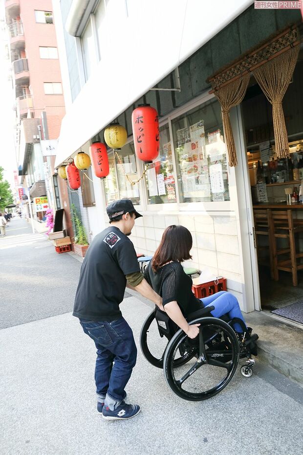 ひと口に段差といっても階段の高さや段数、車椅子の種類などで「バリア」の程度は異なる