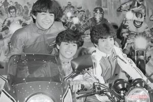 映画『ハイティーン・ブギ』製作発表会見。たのきんスーパーヒットシリーズの第4弾で、ヒロインは武田久美子（'82年4月）