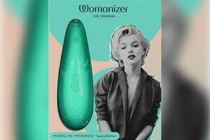 マリリン・モンローをイメージしたデザインの吸引式トイ「ウーマナイザー」