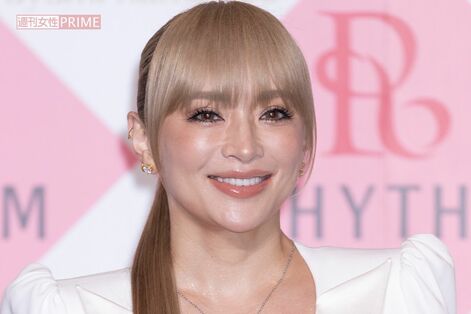 浜崎あゆみがSNSに投稿した“新ビジュアル”に「AIみたいになってる」「本物のJKじゃん」ネットに衝撃走る…