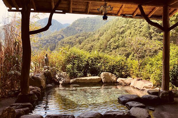 奈良田温泉 白根館(山梨県)