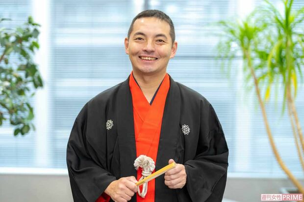 かつて末高斗夢の名で芸人として活躍し、'11年に落語家に転身した錦笑亭満堂