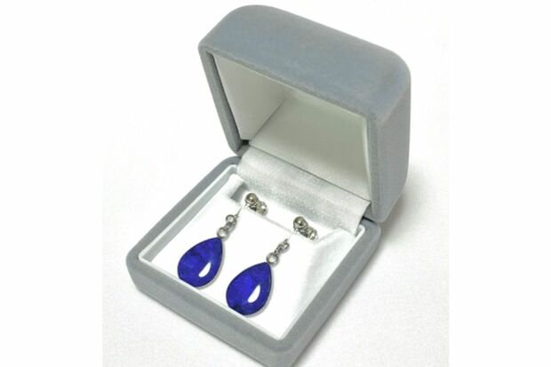 滋賀県草津の花”あおはな”を使用したイヤリング