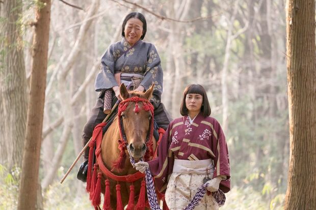 梅沢「後ろ髪を引かれながら去っていく、たけの元に姫さま（柴咲コウ）が駆けつけてくれたシーンは、それまでのふたりの関係性もあったので自然と涙が出てきました。泣こうと思って泣けるものじゃありませんよ（笑）」(c)NHK