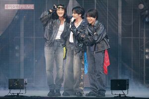 中島健人がこの日のために作詞作曲した『スリーマンセル』を、WEST．重岡大毅＆SnowMan岩本照と一緒に初披露した