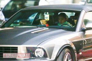 2015年11月、CocomiとKoki,の送迎をする木村拓哉と工藤静香