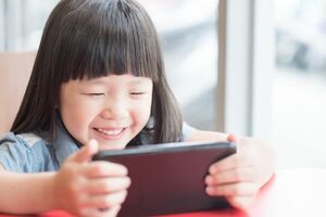 悩む親が多い、子どもとスマホの付き合い方