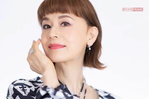 大地真央　撮影／佐藤靖彦