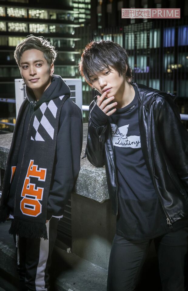 矢田悠祐、三浦宏規（奥）　撮影／廣瀬靖士