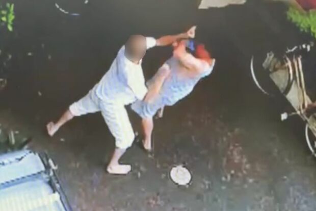 Aさんも必死で応戦するが…　3/6