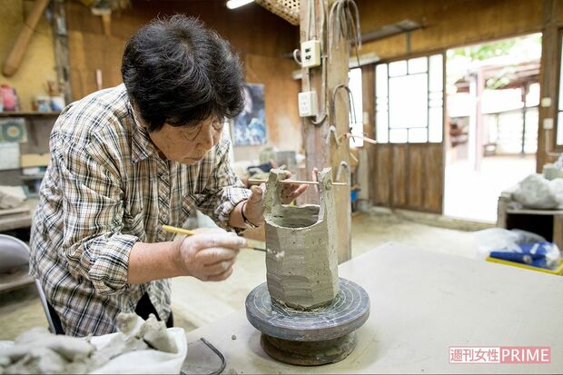 陶芸家神山清子さん　撮影／伊藤和幸