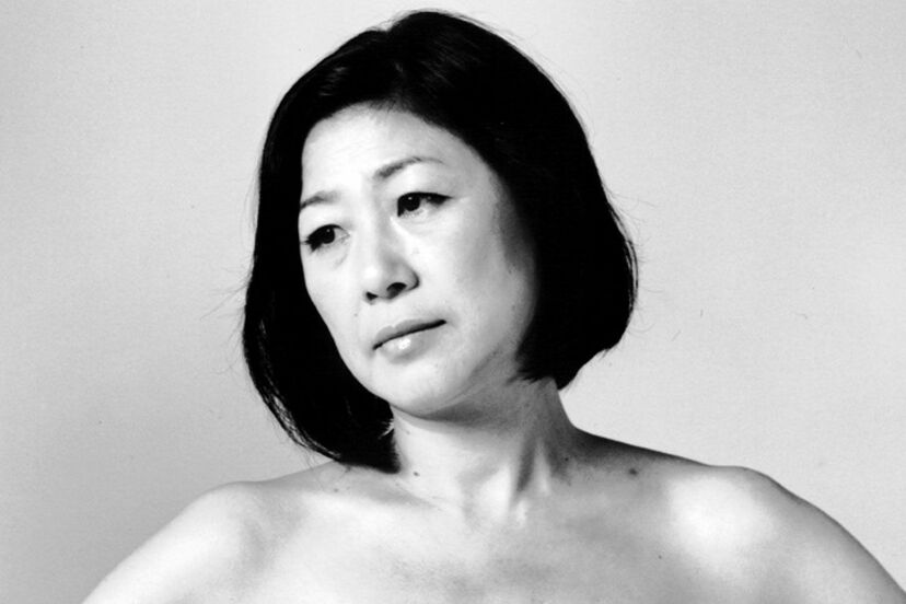 鏡の国 美しい日本の乳房 アート 芸術 写真 草間彌生の鏡の部屋 - 有名現代アーティストの代表作を解説 | TRiCERA