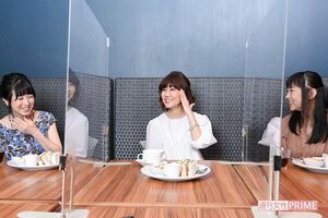 左から西村知美、松本伊代、大西結花