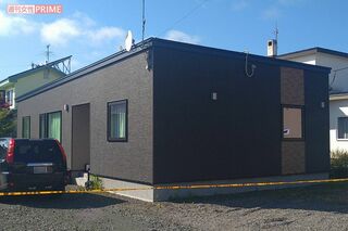 阿部光浩容疑者の自宅。注文住宅で外観もおしゃれだ