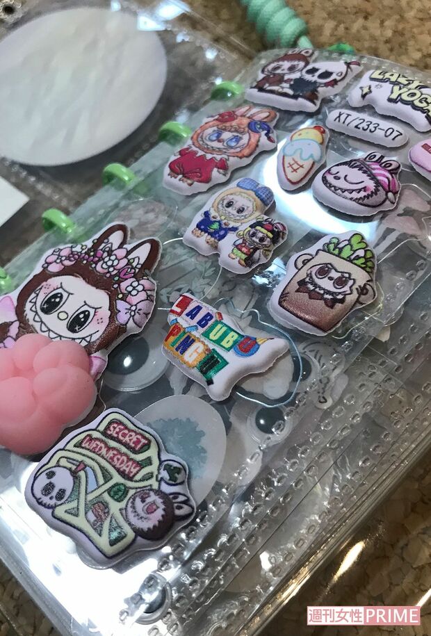 ラブブ販売元が「偽物」「有害物質が含まれている可能性も…」と指摘、世に出回っているラブブのイラストシール