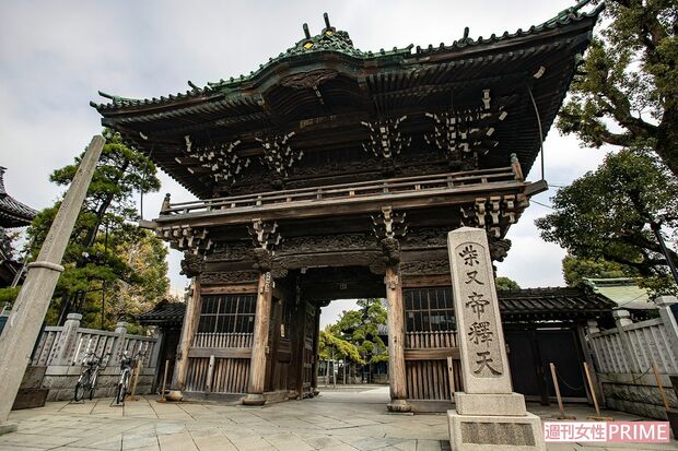 「柴又帝釈天」の正式名称は経栄山題経寺　撮影／齋藤周造