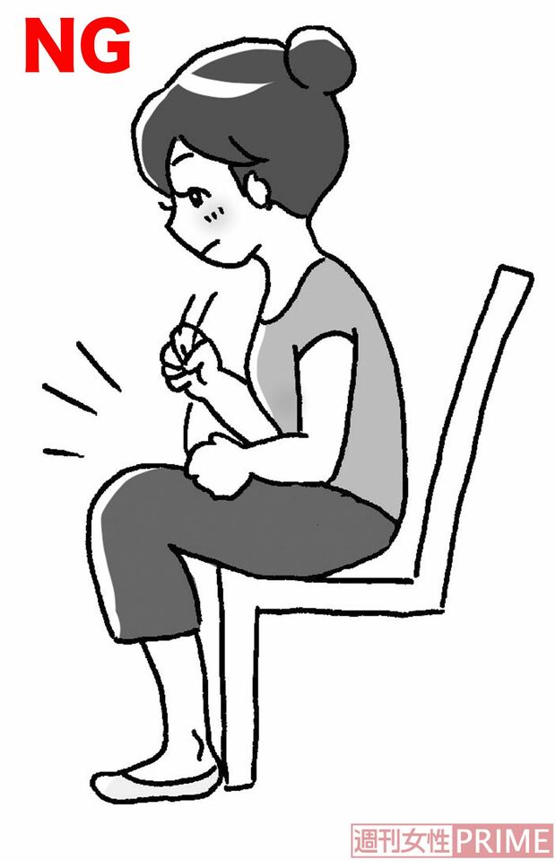 骨が分厚い筋肉に覆われている太ももあたりをたたいたり、背中が丸まった姿勢だと、こぶしが高い位置から落とせないので、効果が小さくなります。　イラスト/赤松かおり