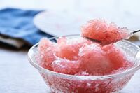 かき氷を食べると頭がキーンとするのはなぜ? 痛みを解消しておいしく食べる方法