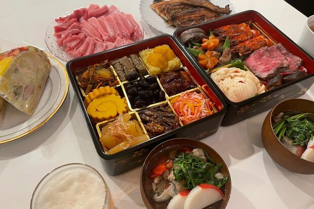 「おせちは今年は買いました!」