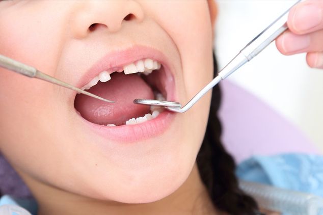 子どもの虫歯の有無は親の学歴で決まる 歯のケアは 余裕 に左右されている 週刊女性prime