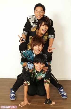 上から田中俊介、平松賢人、田村侑久、吉原雅斗　撮影／近藤陽介