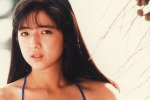 タレント時代、グラビアも経験した