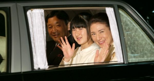  美智子さま81歳のお誕生日で、皇居に挨拶に行かれるご一家（10月20日）