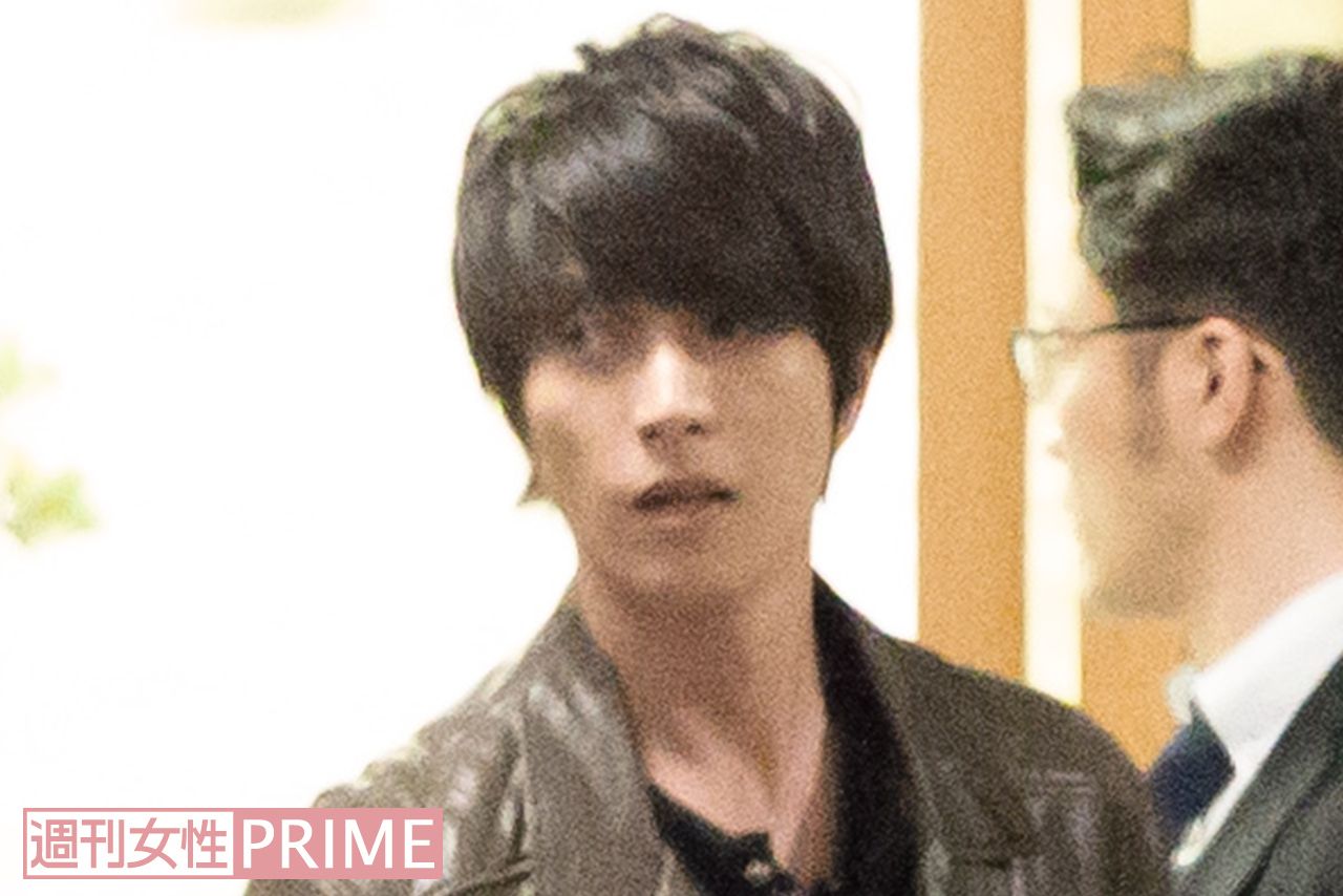 山下智久と土屋太鳳 六大学野球リーグ戦で明治大学を応援しに神宮球場に現れる 週刊女性prime シュージョプライム Youのココロ刺激する