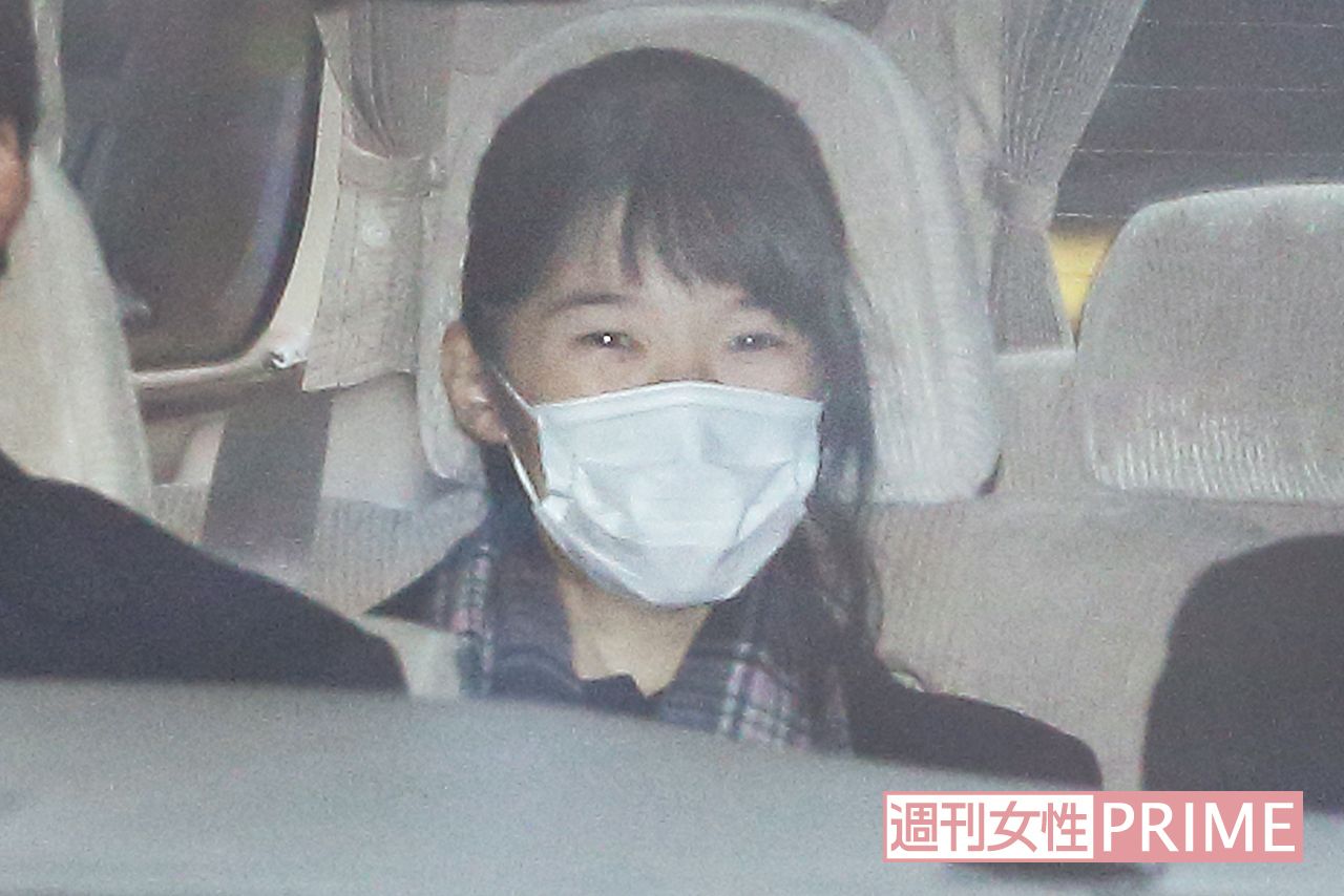 愛子さま、1か月半ぶりのご登校で笑顔も午後のみの出席が続く | 週刊女性PRIME