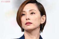 《米倉涼子の自宅に麻薬取締部のガサ入れ報道》3連続のイベントドタキャンで広まる憶測、待たれるマトリ捜…