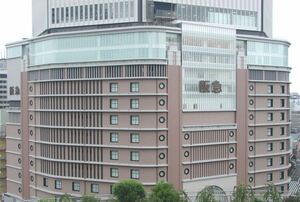 日本初のターミナルデパート『阪急うめだ本店』。1日50万人を超える乗降客が利用する阪急梅田駅に隣接する