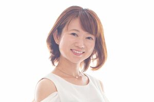 フリーアナウンサーの岩佐まり