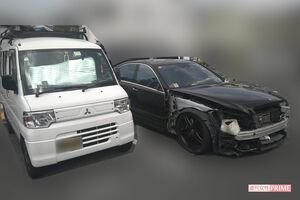 平井凛太郎容疑者が所有する軽ワゴン（左）と黒ベンツ