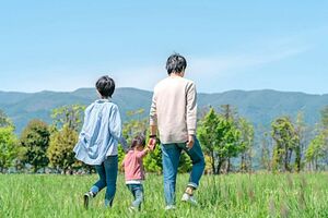 AIDによって救われた夫婦は多いが、ドナー不足や世間からの誤解など、問題も多かった　※写真はイメージです