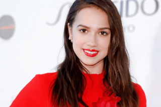 フィギュアスケート平昌五輪金メダリスト・“ロシアの妖精”ザギトワの近影が驚愕…