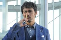 “鼻栓外し”が話題の『スニッファー』阿部寛、海外ドラマの思い出は『奥さまは魔女』