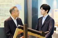 天皇陛下、成年会見の“竹下景子発言”で見せた素顔と20歳を迎えた悠仁さまが直面する国民との距離感と帝王…