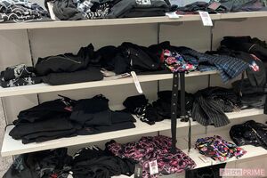 心斎橋店の棚（南氏提供）