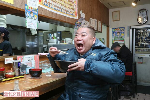 【17】走行中に偶然発見したラーメン店で夕飯＆本誌のインタビュー。まだまだ元気な53歳　撮影／斎藤周造