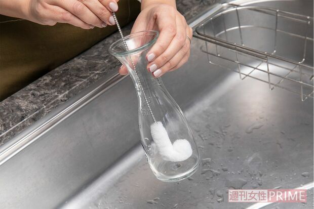 隅まで洗えるボトル用ブラシ・大　撮影／矢島泰輔