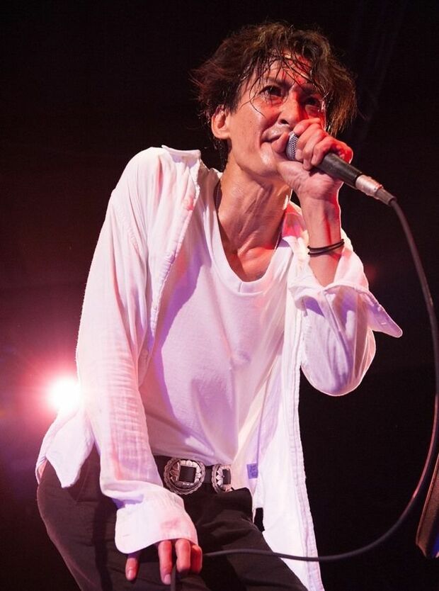 大沢樹生が音楽活動再開｢ガラスの40代の身体に鞭打って練習｣