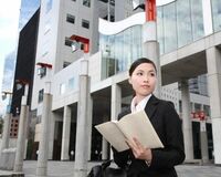 ワーママのキャリアを妨げるのは「長時間労働を美徳とする文化」