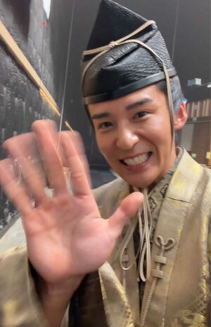 『SHOGUN将軍』シーズン2撮影終了後の特別映像に登場したSnowManの目黒蓮（ディズニープラス公式Xより）
