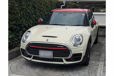 難波謙二容疑者容疑者が乗る愛車。かつてはBMWを乗り回していたという