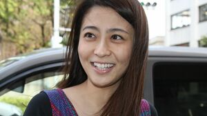 海老蔵の母に習いながら、梨園妻の心得を徐々に身につけた小林麻央。評価も上がった