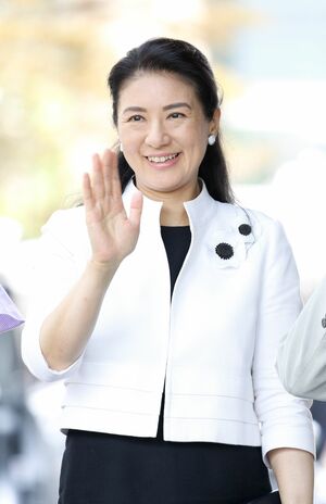 この夏、公務先や静養先で元気な姿をお見せになった